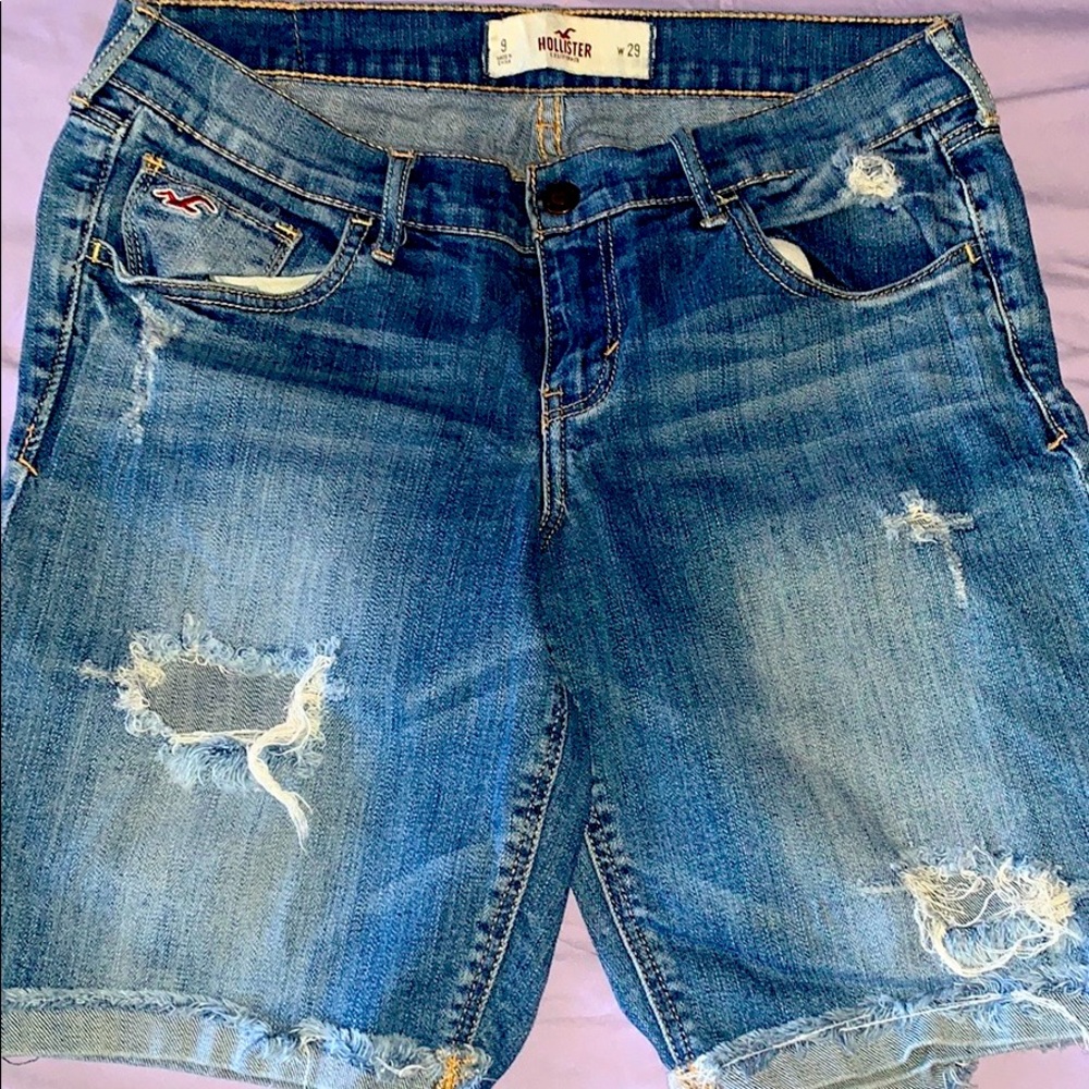 Hollister jean shorts size 9